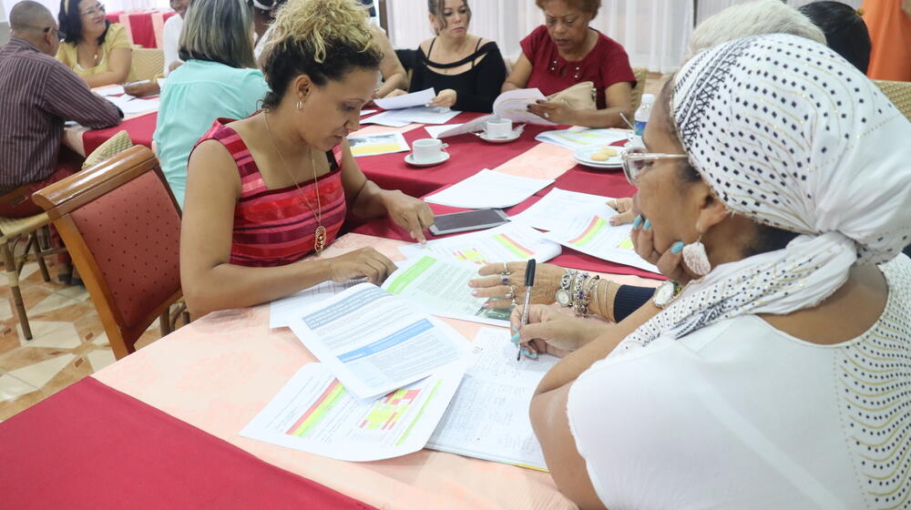 Mediante técnicas de trabajo grupal como la Tormenta de Ideas y el Grupo Nominal, los equipos priorizaron los planes de mejora