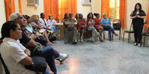 Continúa iniciativa para introducción de condón femenino en Cuba 