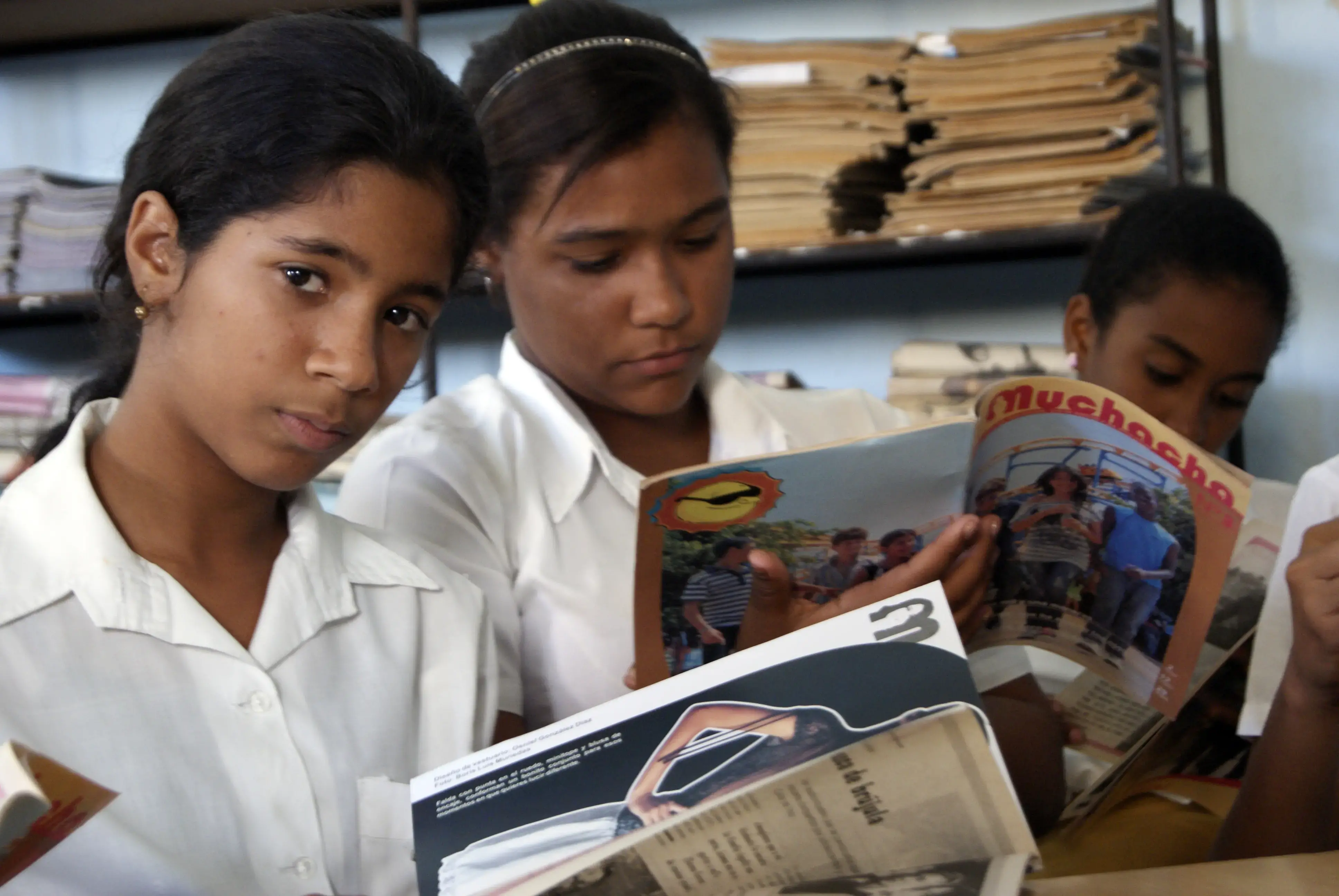 Invertir en las adolescentes en pro de un mundo más justo, estable y pacífico